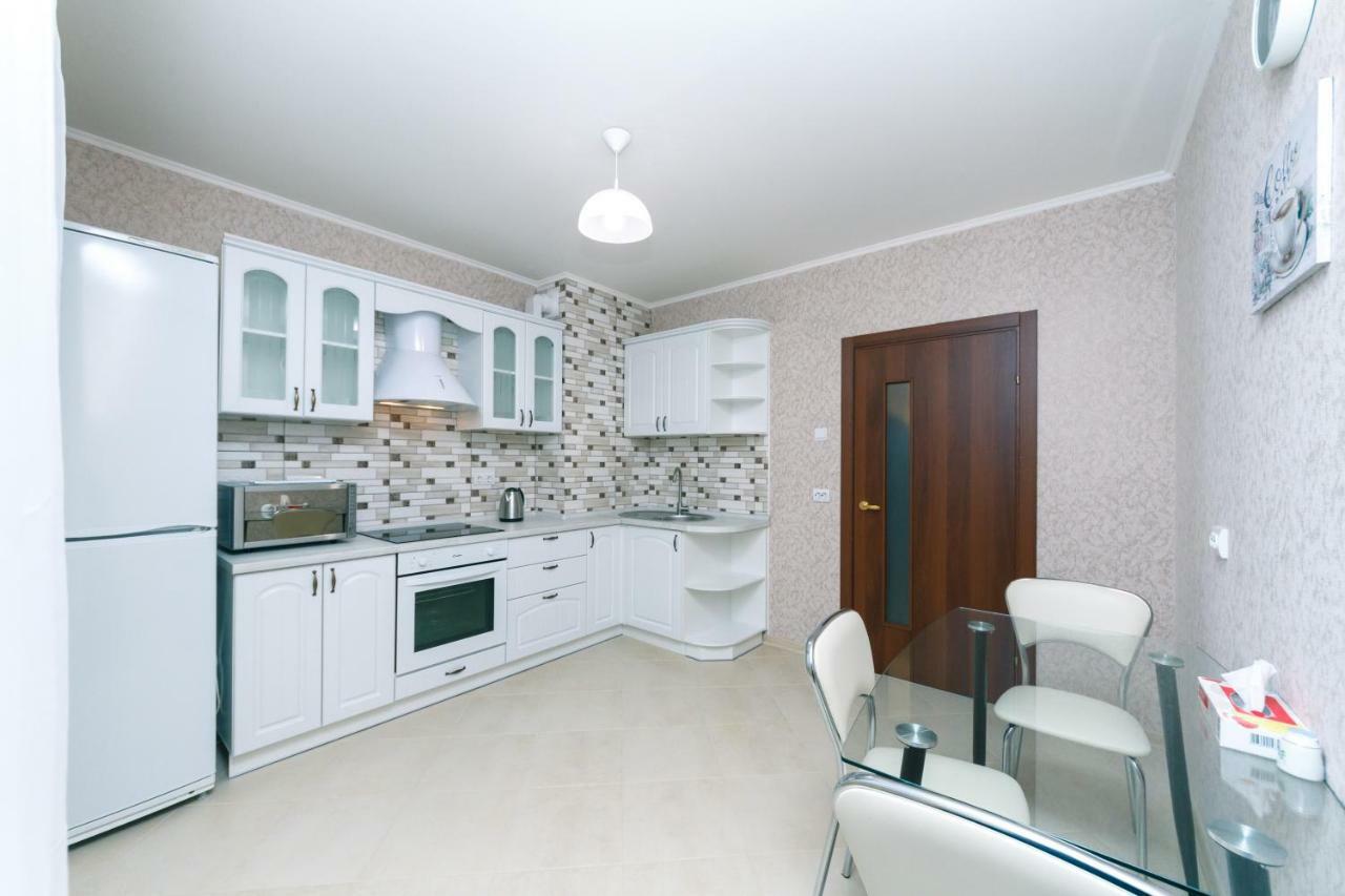 Видовая Квартира Yaroslavichi-2 Vyshhorod Luaran gambar